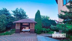 Дом 490м&sup2;, 3-этажный, участок 6 сот.  