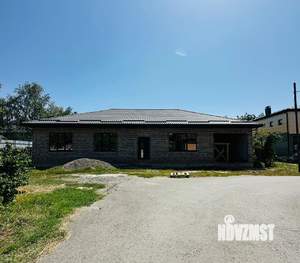 Дом 196м&sup2;, 1-этажный, участок 7 сот.  