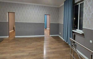 Дом 302м&sup2;, 2-этажный, участок 3 сот.  