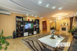 Дом 900м², 4-этажный, участок 9 сот.  