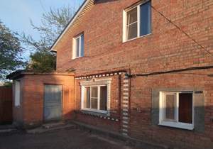 Дом 140м&sup2;, 2-этажный, участок 6 сот.  