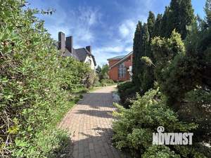 Дом 400м&sup2;, 3-этажный, участок 11 сот.  