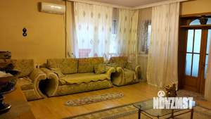 Дом 170м&sup2;, 2-этажный, участок 4 сот.  