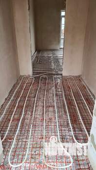 Дом 136м&sup2;, 2-этажный, участок 3 сот.  