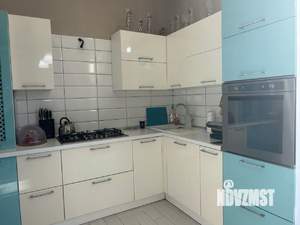 Дом 107м&sup2;, 2-этажный, участок 3 сот.  