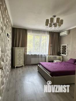 Дом 65м², 2-этажный, участок 1 сот.  