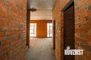 Дом 135м&sup2;, 2-этажный, участок 3 сот.  