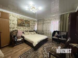 Дом 220м&sup2;, 2-этажный, участок 8 сот.  