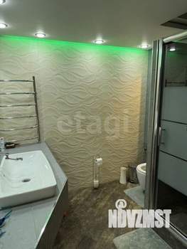 Дом 290м², 2-этажный, участок 6 сот.  
