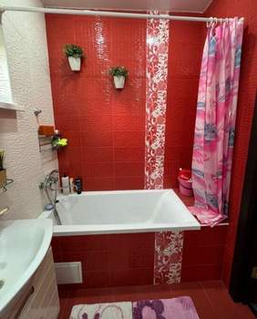 Дом 140м&sup2;, 2-этажный, участок 4 сот.  