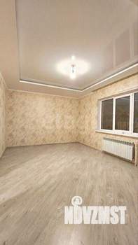 Дом 140м&sup2;, 2-этажный, участок 3 сот.  