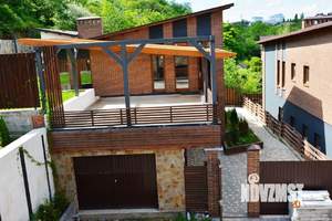 Дом 207м², 2-этажный, участок 5 сот.  