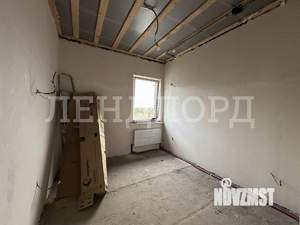 Дом 165м&sup2;, 2-этажный, участок 4 сот.  