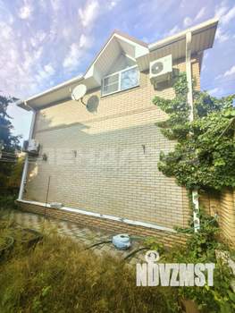 Дом 147м&sup2;, 2-этажный, участок 3 сот.  