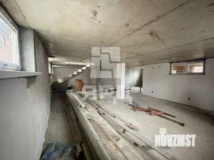 Дом 354м&sup2;, 3-этажный, участок 8 сот.  