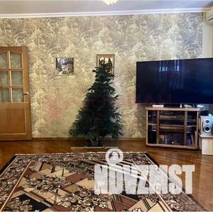 Дом 260м&sup2;, 2-этажный, участок 4 сот.  