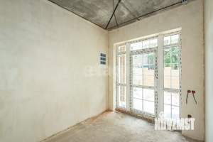 Дом 130м&sup2;, 2-этажный, участок 4 сот.  