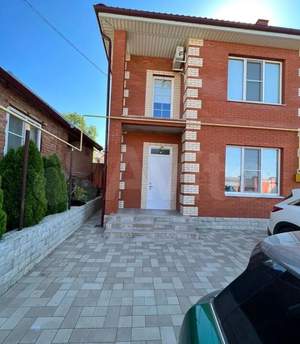 Дом 110м&sup2;, 2-этажный, участок 3 сот.  