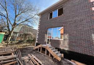 Дом 145м&sup2;, 2-этажный, участок 3 сот.  