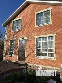 Дом 142м², 2-этажный, участок 3 сот.  