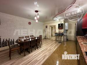 Дом 192м², 2-этажный, участок 3 сот.  