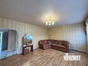Дом 150м², 2-этажный, участок 6 сот.  