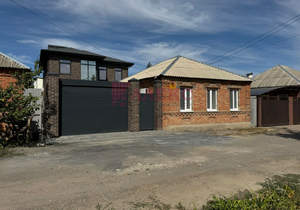 Дом 180м², 2-этажный, участок 4 сот.  