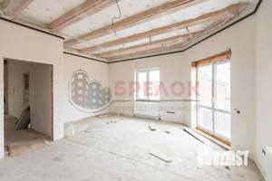 Дом 390м&sup2;, 3-этажный, участок 9 сот.  