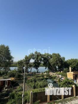 Дом 216м&sup2;, 3-этажный, участок 11 сот.  