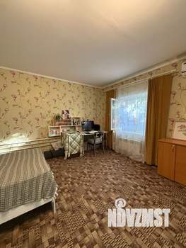 Дом 211м², 2-этажный, участок 4 сот.  