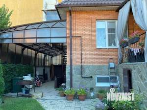 Дом 340м&sup2;, 2-этажный, участок 3 сот.  