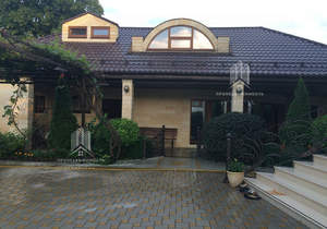 Дом 500м², 2-этажный, участок 9 сот.  