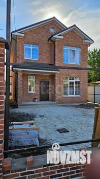 Дом 150м&sup2;, 2-этажный, участок 3 сот.  