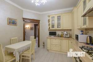 Дом 120м², 2-этажный, участок 3 сот.  