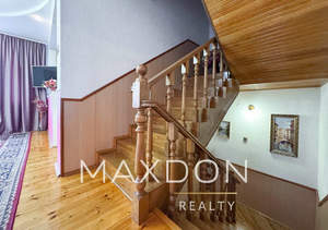 Дом 280м&sup2;, 2-этажный, участок 3 сот.  