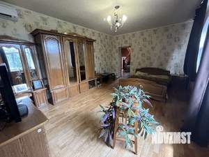 Дом 360м², 3-этажный, участок 6 сот.  
