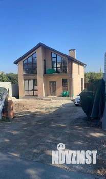 Дом 136м&sup2;, 2-этажный, участок 3 сот.  