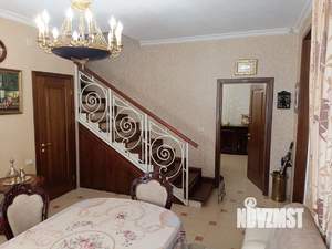 Дом 450м², 2-этажный, участок 6 сот.  