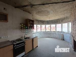 Дом 380м², 3-этажный, участок 5 сот.  