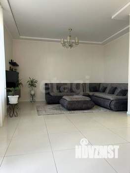 Дом 142м&sup2;, 2-этажный, участок 3 сот.  