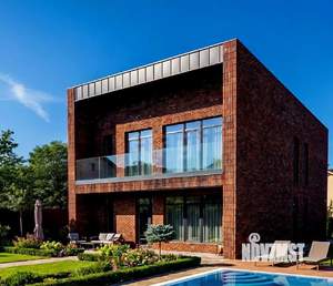 Дом 200м&sup2;, 2-этажный, участок 5 сот.  