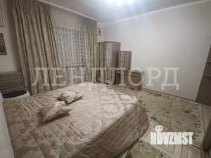 Дом 223м&sup2;, 2-этажный, участок 2 сот.  