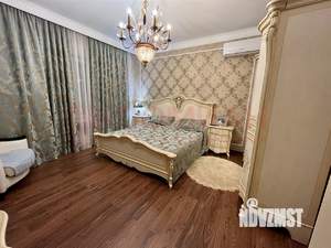 Дом 200м&sup2;, 2-этажный, участок 5 сот.  