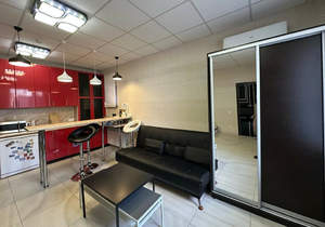 Дом 170м², 3-этажный, участок 1 сот.  