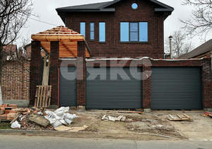 Дом 272м², 3-этажный, участок 4 сот.  