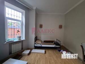 Дом 198м², 2-этажный, участок 318 сот.  