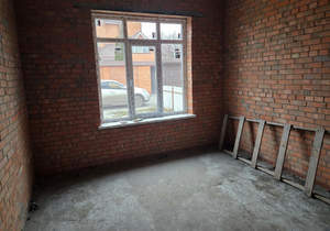 Дом 153м&sup2;, 2-этажный, участок 3 сот.  