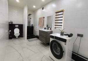 Дом 123м&sup2;, 2-этажный, участок 3 сот.  