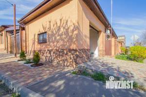 Дом 184м², 1-этажный, участок 4 сот.  