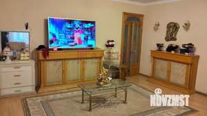 Дом 170м², 2-этажный, участок 4 сот.  